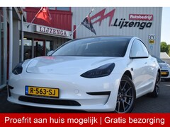 Tesla Model 3 - Standard RWD Plus 60 kWh Leer | Autopilot | Camera | Trekhaak | Pano | 18 inch | Keyless