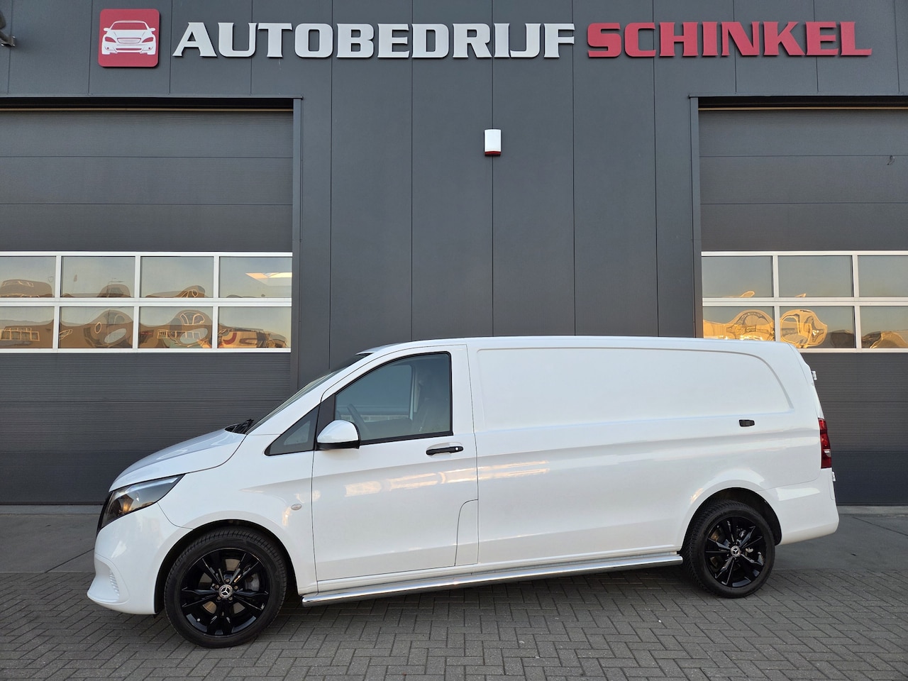 Mercedes-Benz Vito - 116 CDI L3 XL Camera,18 Inch Velgen,Automaat - AutoWereld.nl