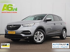 Opel Grandland X - 1.2 Turbo Online Edition 131PK Trekhaak DB Riem is V.V. Panoramadak Navigatie Clima Cruise