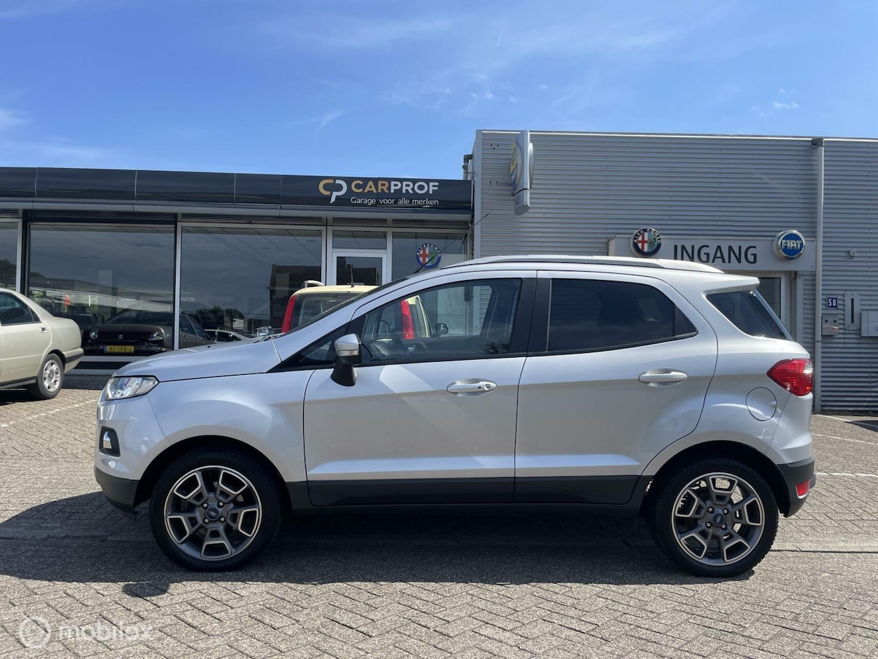 Ford EcoSport - 1.0 125pk Titanium Dealer onderhouden - AutoWereld.nl