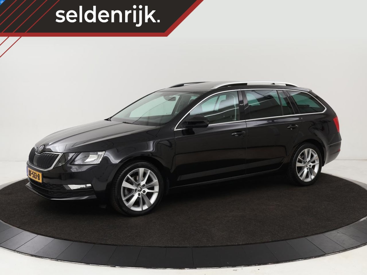 Skoda Octavia - 1.0 TSI Ambition | Automaat | Panoramadak | Stoelverwarming | Carplay | Half leder | Clima - AutoWereld.nl