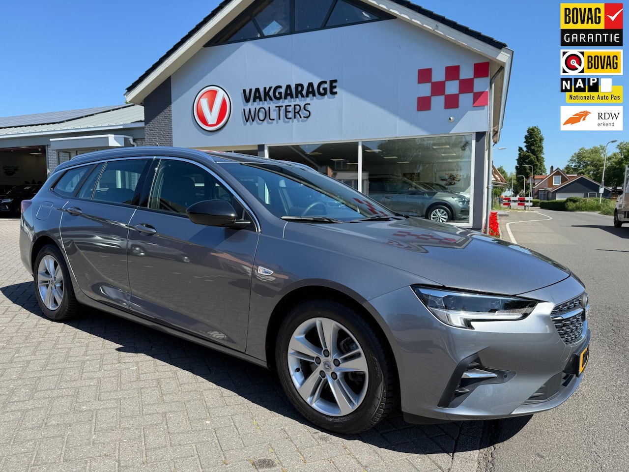 Opel Insignia Sports Tourer - 2.0 Turbo Business / RIJKLAARPRIJS! - AutoWereld.nl