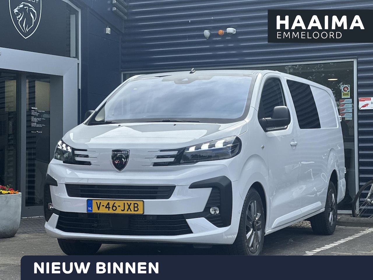 Peugeot Expert - 2.0 BlueHDi 180 S&S L3 DC | Trekhaak | Parkeercamera/-sensoren | Navigatie | Keyless Entry - AutoWereld.nl