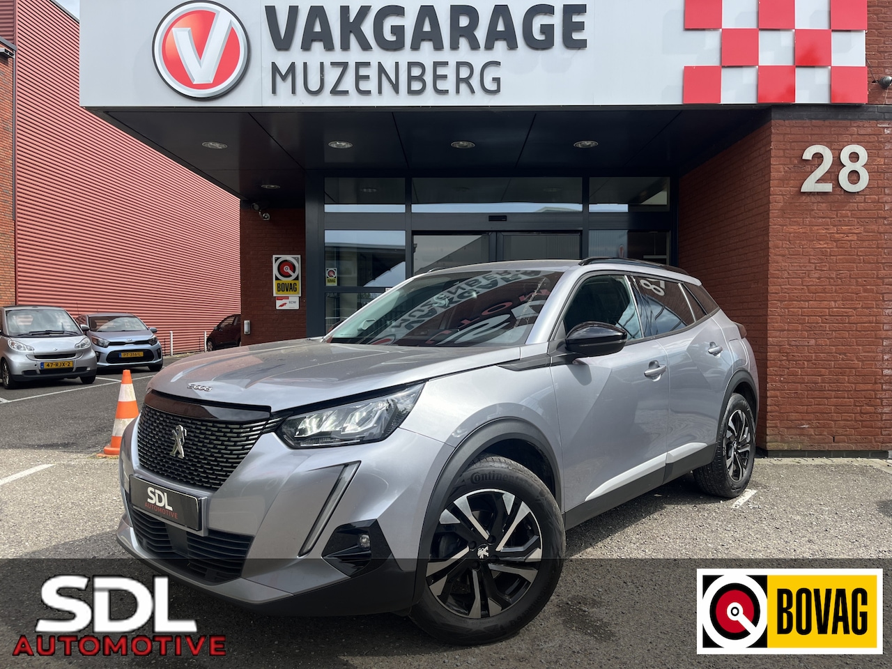 Peugeot 2008 - 1.2 PureTech Allure 130PK! // FULL LED // CAMERA+SENSOREN // CLIMA // STOELVERWARMING // C - AutoWereld.nl
