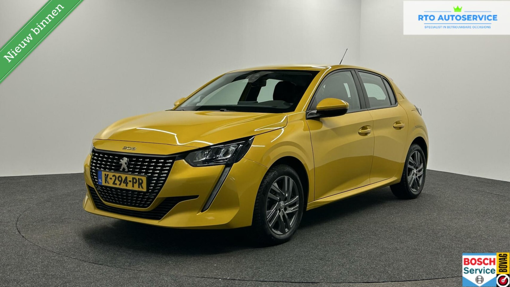 Peugeot 208 - 1.2 PureTech Blue Lease Active CARPLAY CRUISE NAVI - AutoWereld.nl