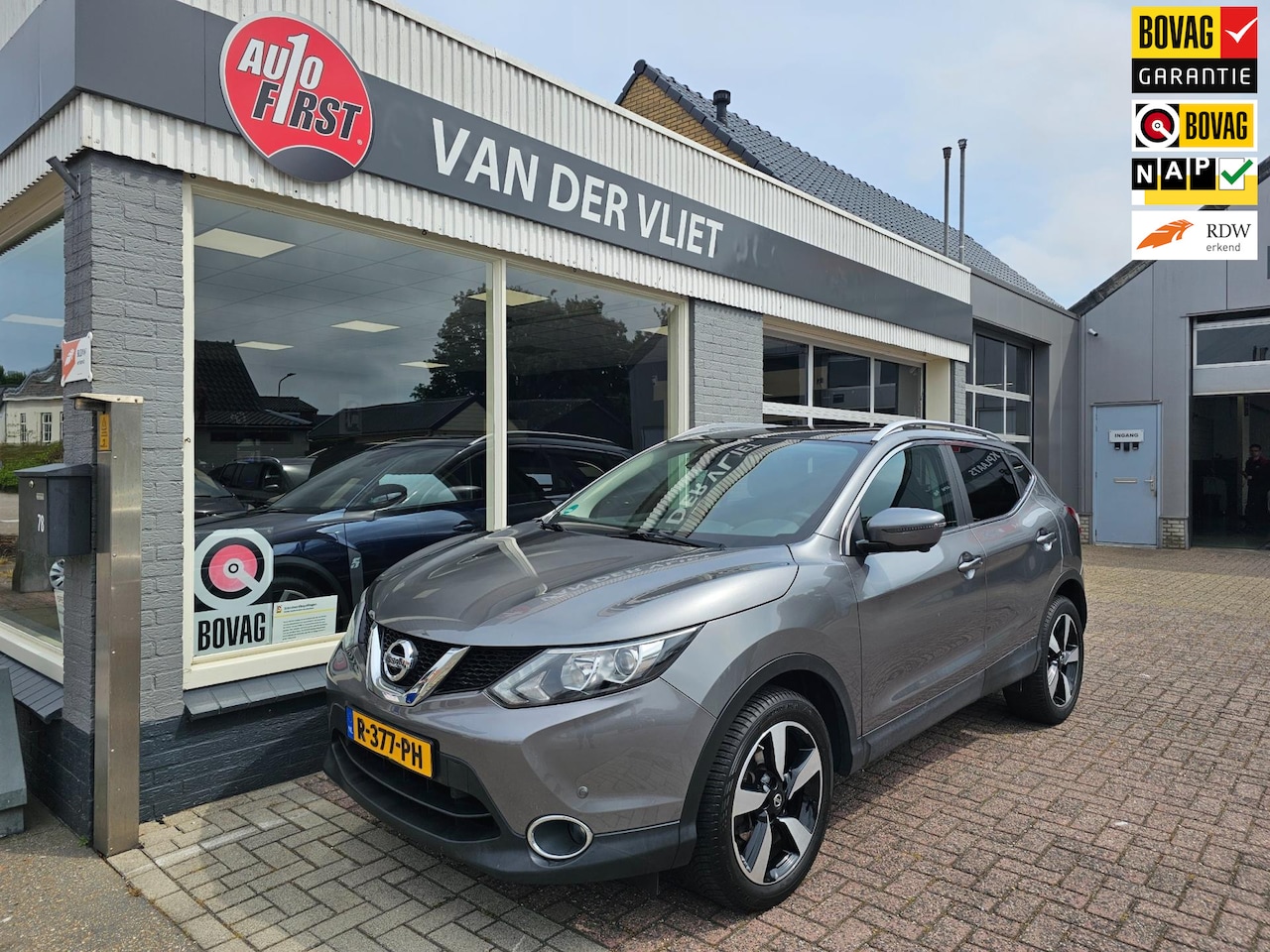 Nissan Qashqai - 1.2 Tekna met panoramadak - AutoWereld.nl