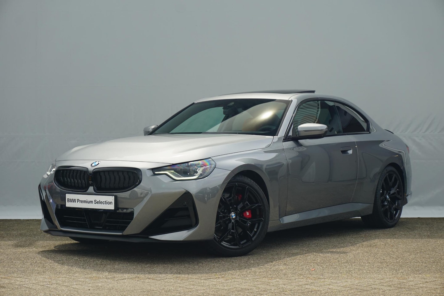 BMW 2-serie Coupé - 220i M Sportpakket Pro 19'' / Schuif-/kanteldak / Harman Kardon / Stuur-stoelverwarming / - AutoWereld.nl