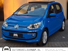Volkswagen Up! - 1.0 HIGH UP BlueMotion / Panoramadak / Navigatie / + Onderhoudsbeurt /