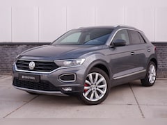Volkswagen T-Roc - 1.5 TSI Sport LED | Trekhaak | Carplay | Camera | PDC
