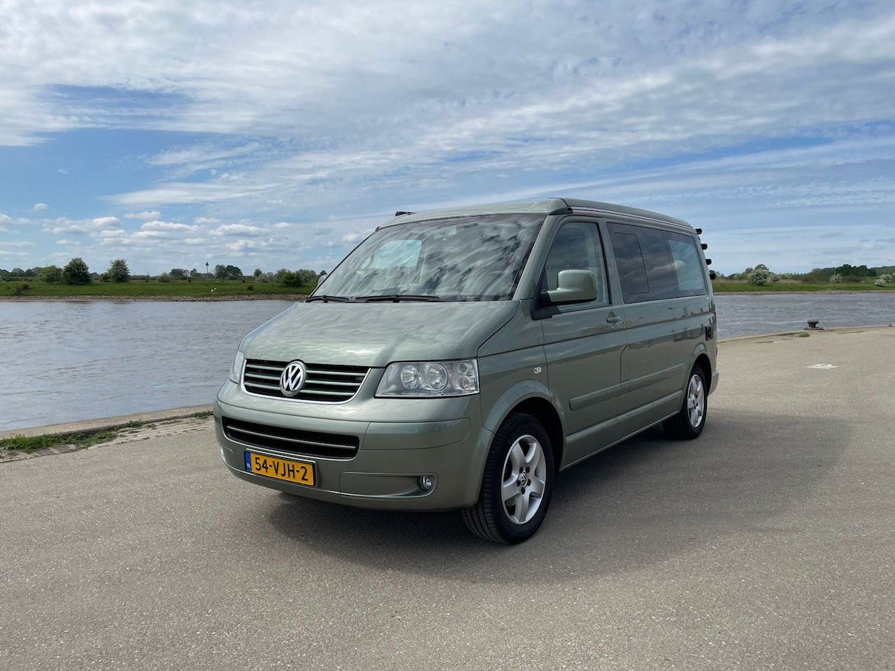 Volkswagen Transporter California - Originele Volkswagen California Comfortline Camper 2004 T5 - AutoWereld.nl
