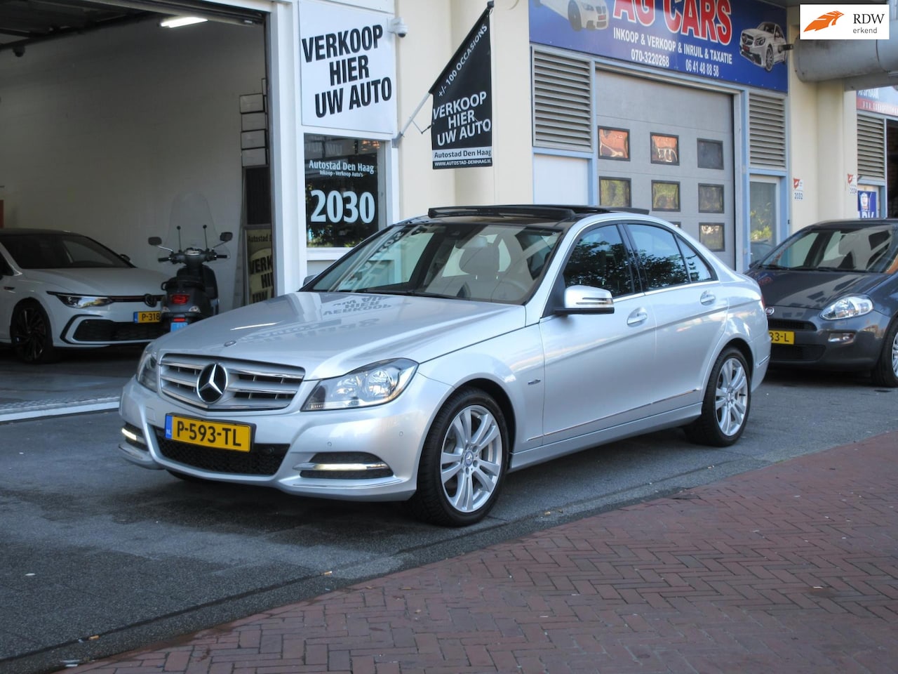 Mercedes-Benz C-klasse - 180 Avantgarde Leer Navi Panoramadak - AutoWereld.nl