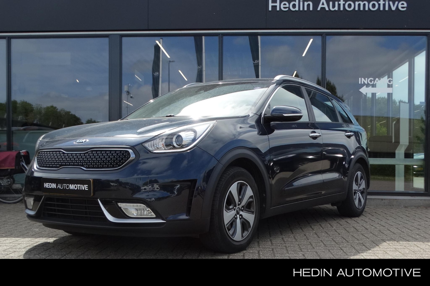 Kia Niro - 1.6 GDi Hybrid First Edition | Automaat | Trekhaak | Achteruitrijcamera | Rijstrookbegelei - AutoWereld.nl