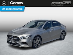 Mercedes-Benz A-klasse - 180 AMG line | Panoramadak | Nightpakket |