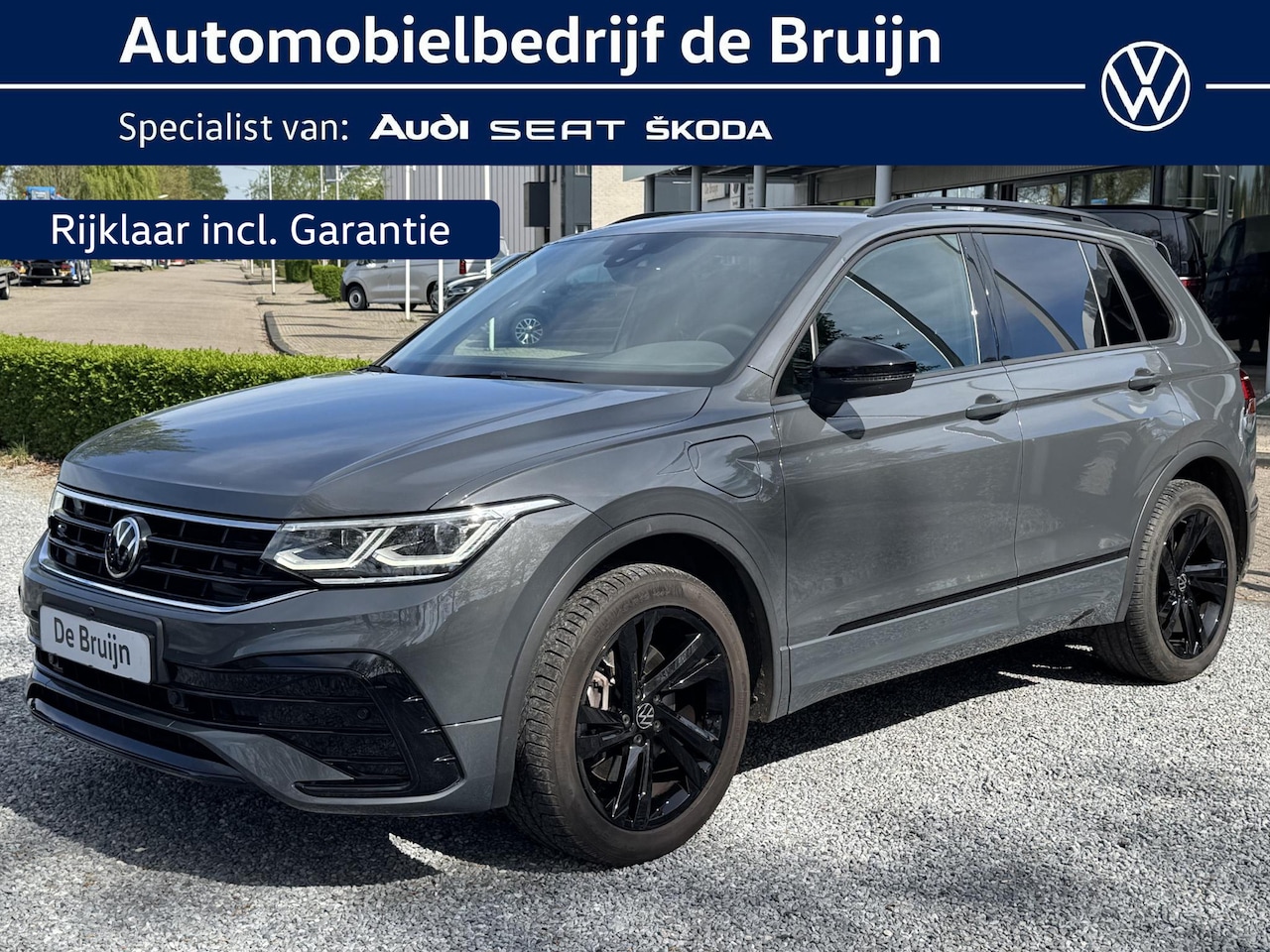Volkswagen Tiguan - eHybrid 245pk DSG R-Line Blackstyle (Trekhaak,Camera,IQ) - AutoWereld.nl
