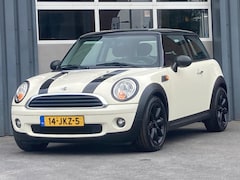 MINI One - 1.4 Navigatie, Airconditioning, 17 inch, Apk 05-2025
