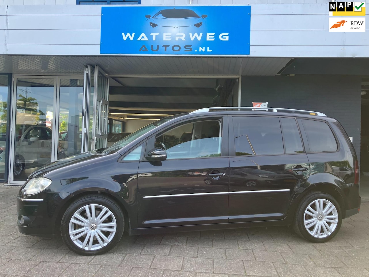 Volkswagen Touran - 1.4 TSI Highline Navi/Leder/PDC/Top staat!! - AutoWereld.nl