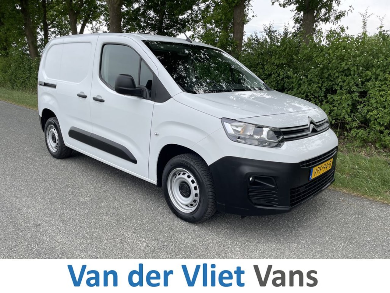 Citroën Berlingo - 1.5 BlueHDI E6 102pk Club 3-Zits Lease €220 p/m Airco, Navi, PDC, Cruise controle, onderho - AutoWereld.nl