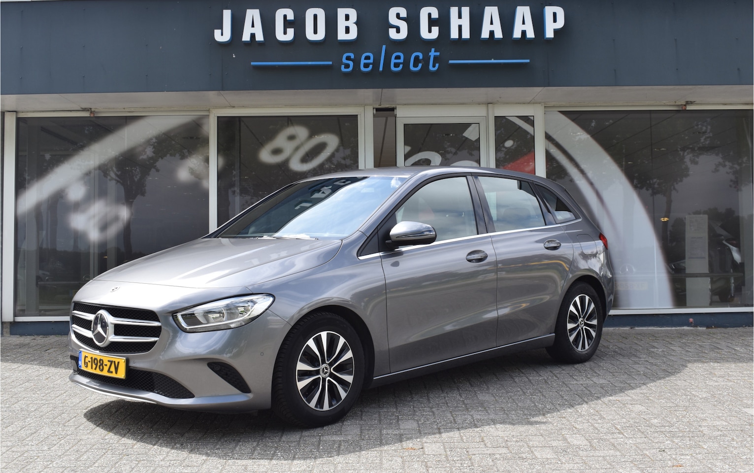 Mercedes-Benz B-klasse - 180 Business Solution Automaat / Airco / Camera / Navigatie / Lane assist / Cruise - AutoWereld.nl