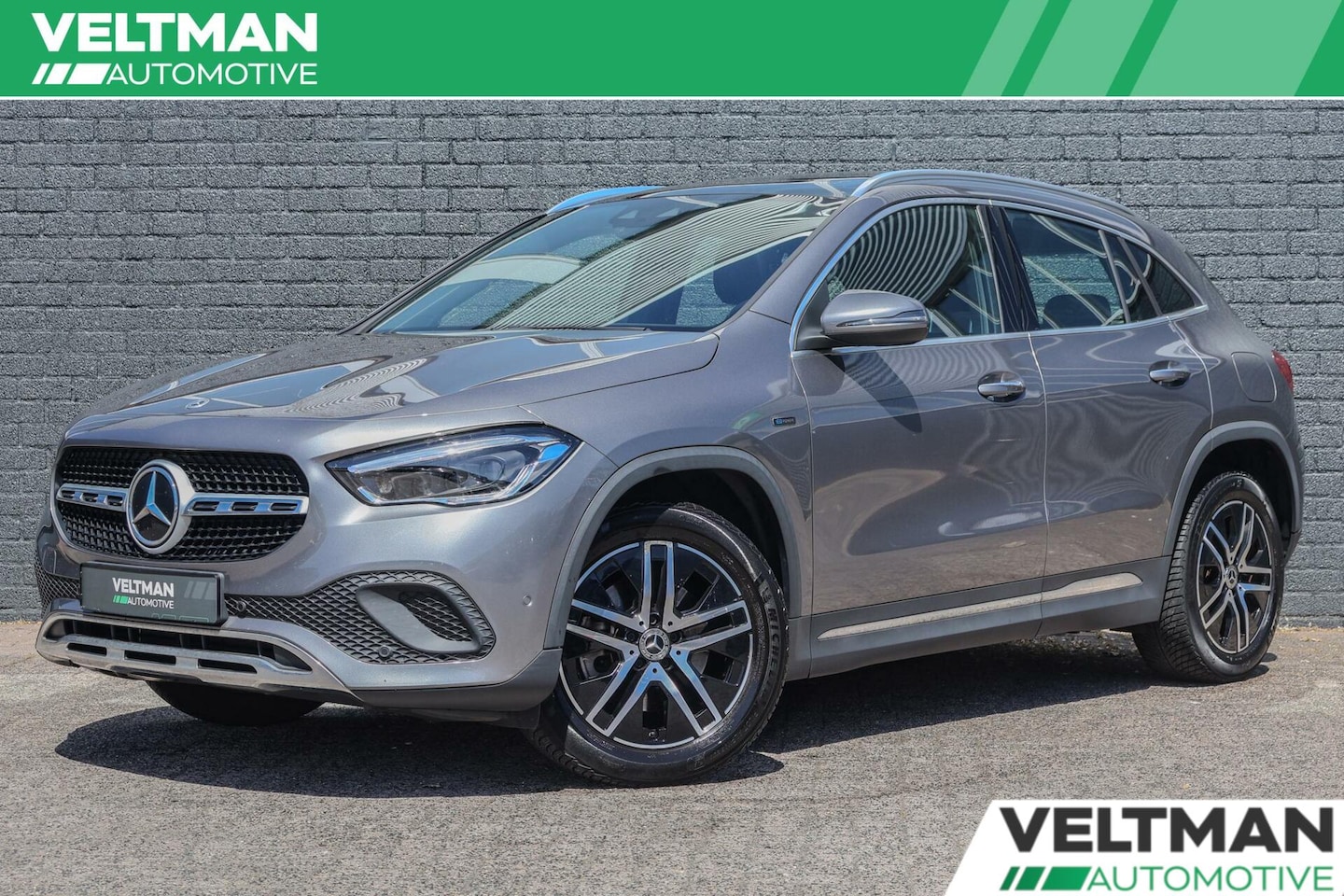 Mercedes-Benz GLA-Klasse - 250 e Luxury PANORAMADAK TREKHAAK MEMORY SFEERVERLICHTING - AutoWereld.nl