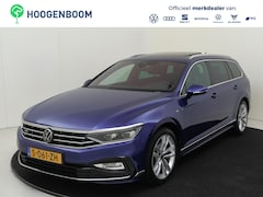 Volkswagen Passat Variant - 1.5 TSI Elegance Business R | Panoramadak | Stoelverwarming | LED matrix verlichting | Ach
