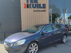 Volvo V60 - 2.0T 200PK MOMENTUM 2011 Lederen interieur