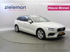 Volvo V60 - 2.0 B3 Momentum Business Automaat - Carplay, Digital Cockpit