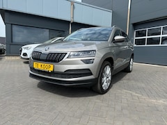 Skoda Karoq - 1.0 TSi Style Aut. Navi camera Trekhaak