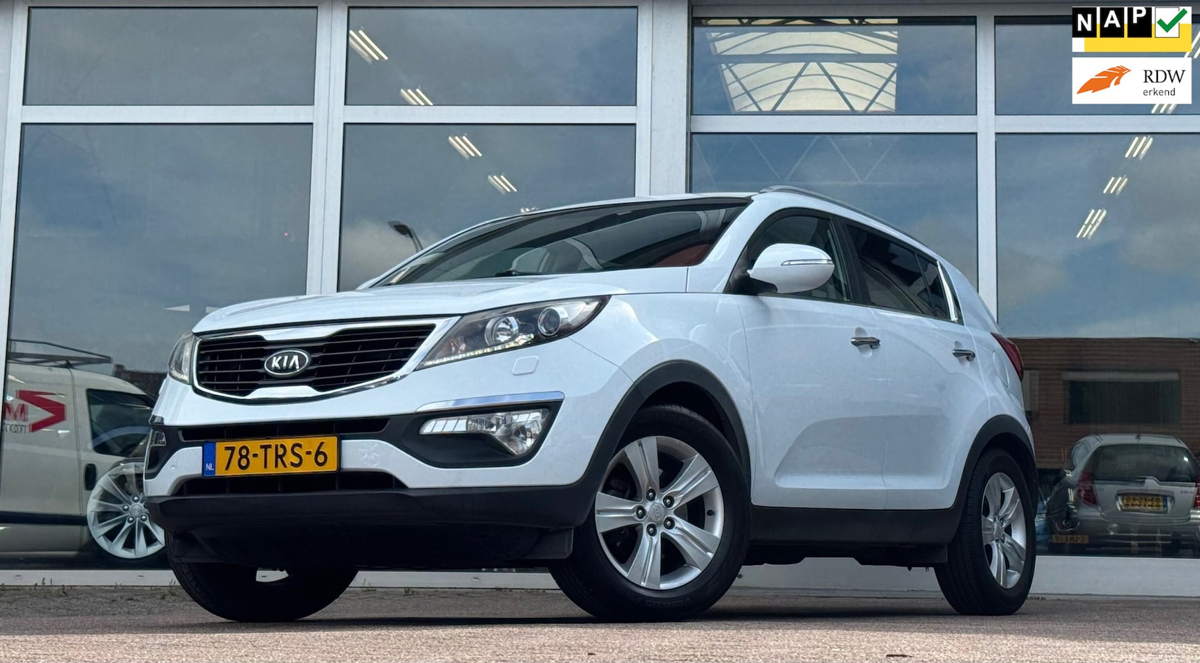 Kia Sportage - 1.6 GDI ISG X-clusive Trekhaak Camera Navi Leer 2e Eigenaar - AutoWereld.nl