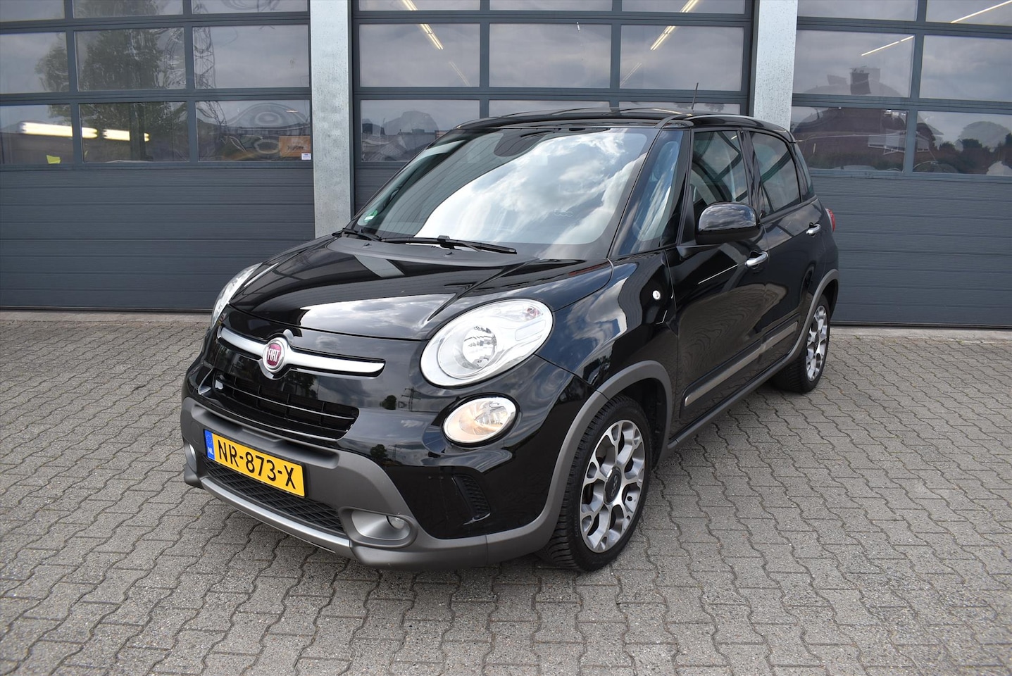 Fiat 500 L - 0.9 Turbo TwinAir 105pk Trekking - AutoWereld.nl