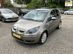 Mitsubishi Colt - 1.5 Sky // Schuif-kanteldak // Nieuwe APK
