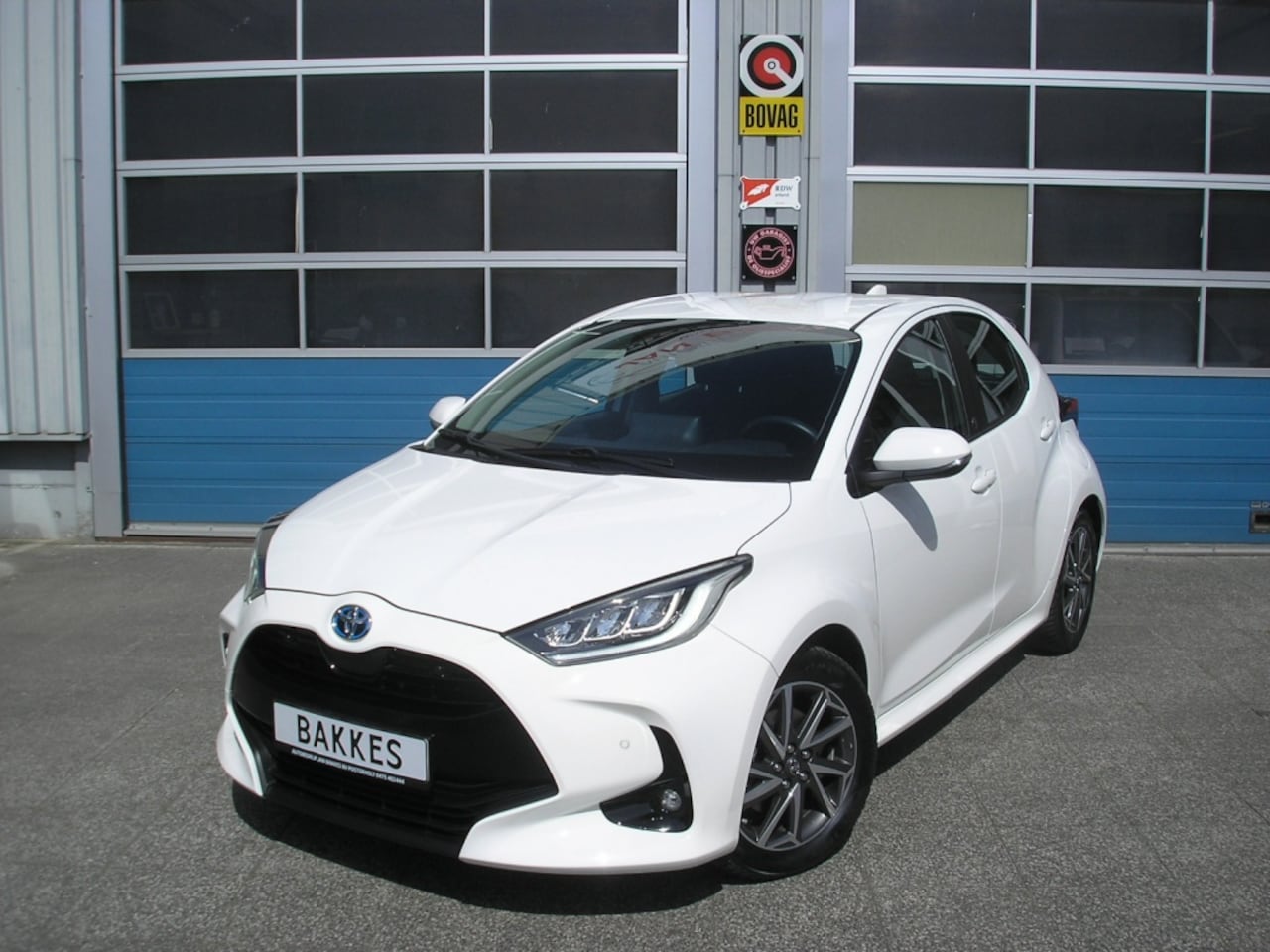 Toyota Yaris - 1.5 Hybride Team D/trekhaak/pdc - AutoWereld.nl