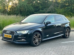 Audi A3 Sportback - 1.6 TDI ultra Edition Led/ xenon Keyless go Trekhaak Cruise control 6-bak