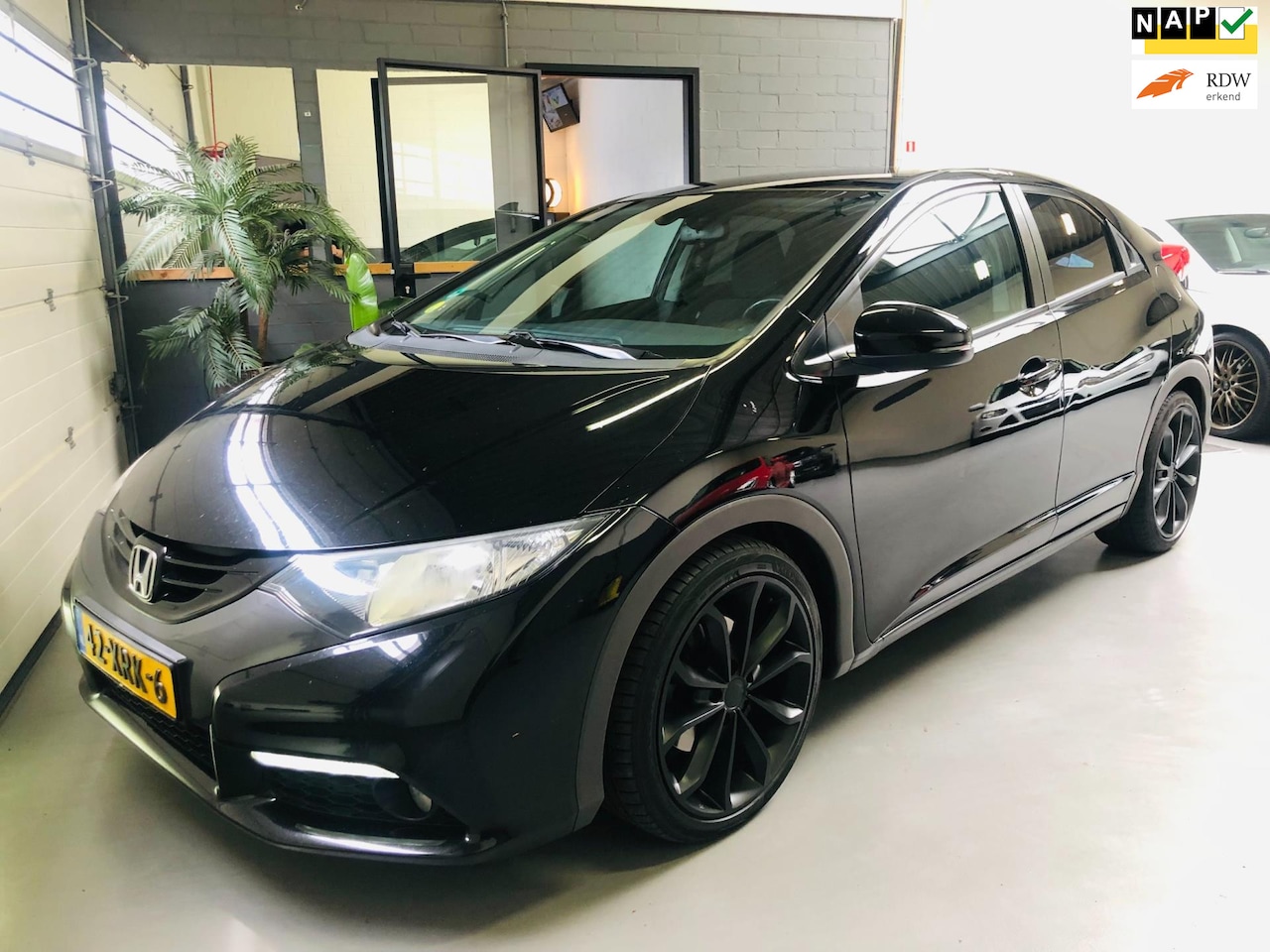 Honda Civic - 2.2D Sport/LED/TREKHAAK/CRUISE/USB/APK - AutoWereld.nl