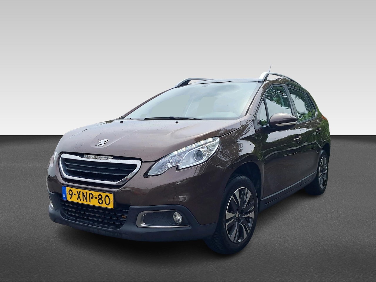 Peugeot 2008 - 1.2 PureTech 82pk Automaat Active / Navigatie / Trekhaak / Parkeersensoren / Airco / Panor - AutoWereld.nl