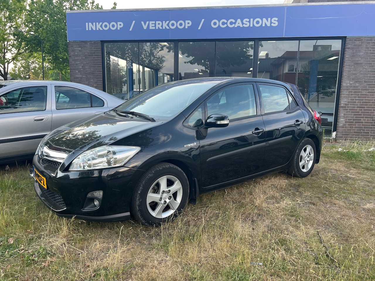 Toyota Auris - 1.8 Full Hybrid Aspiration Trekhaak - AutoWereld.nl