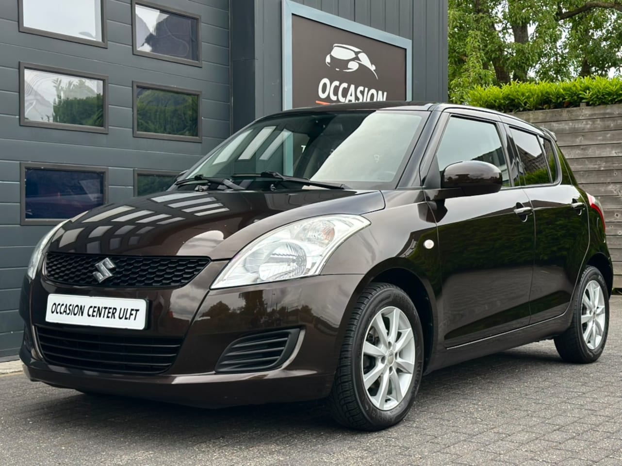 Suzuki Swift - AIRCO / CRUISE CONTR / EL AKKET / LMV ... - AutoWereld.nl