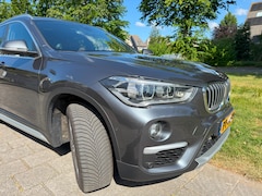 BMW X1 - 2.0i xDrive High Executive