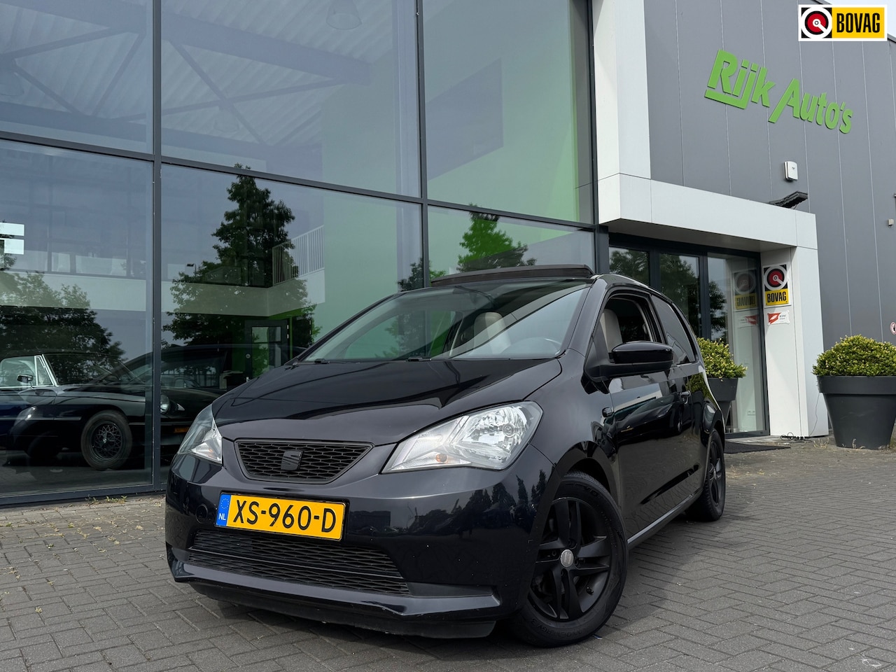 Seat Mii - 1.0 Style Chic * Panoramadak * Stoelverwarming - AutoWereld.nl
