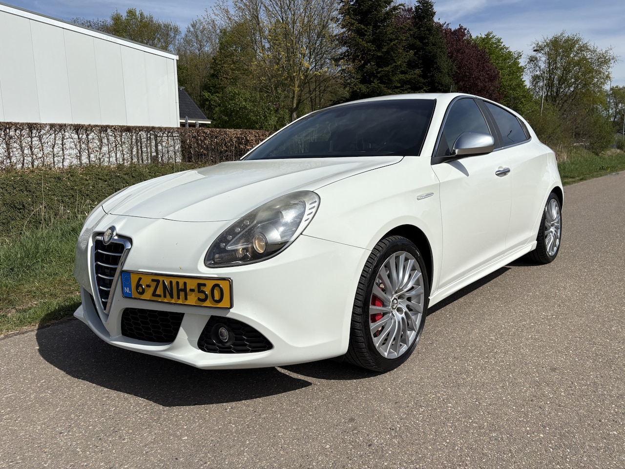 Alfa Romeo Giulietta - 1.4 T Distinctive / LEER / NAVI / AIRCO ECC / CRUISE - AutoWereld.nl