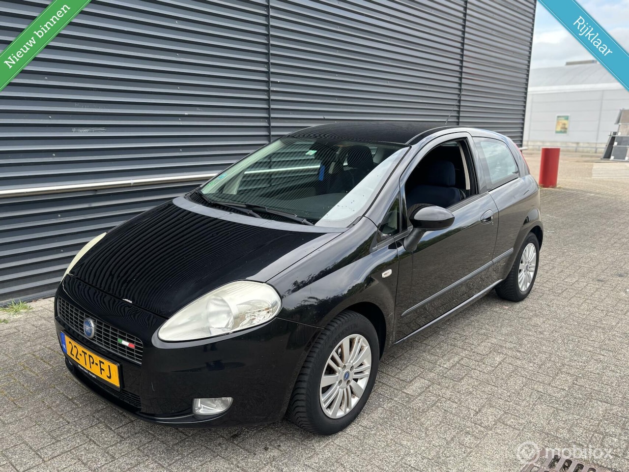 Fiat Grande Punto - 1.4 CRUISE / NWE APK / LM VELGEN / AIRCO - AutoWereld.nl