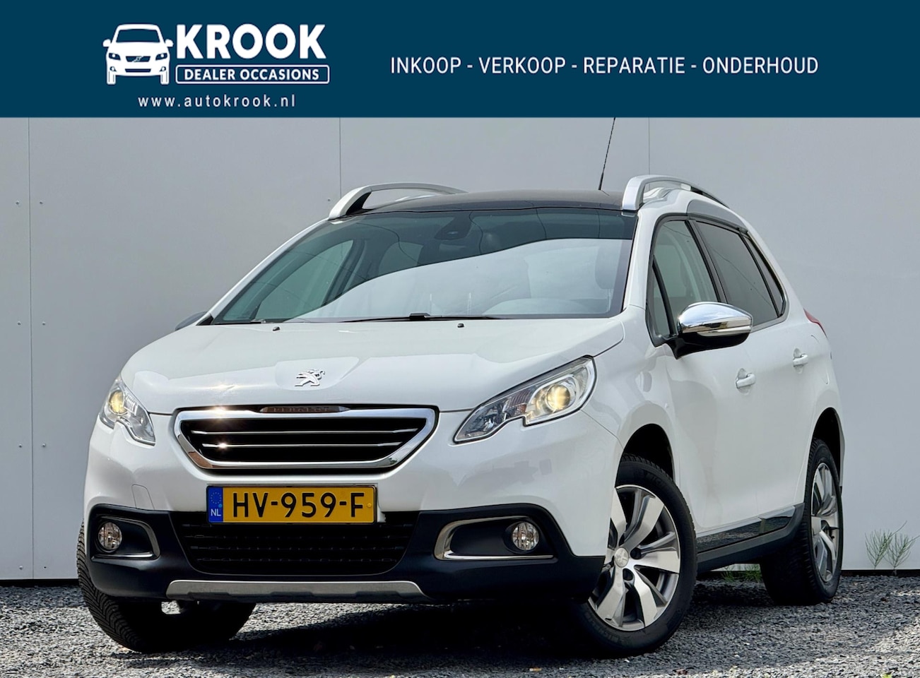 Peugeot 2008 - 1.2 PureTech Blue Lease Executive | Automaat | Panorama | - AutoWereld.nl