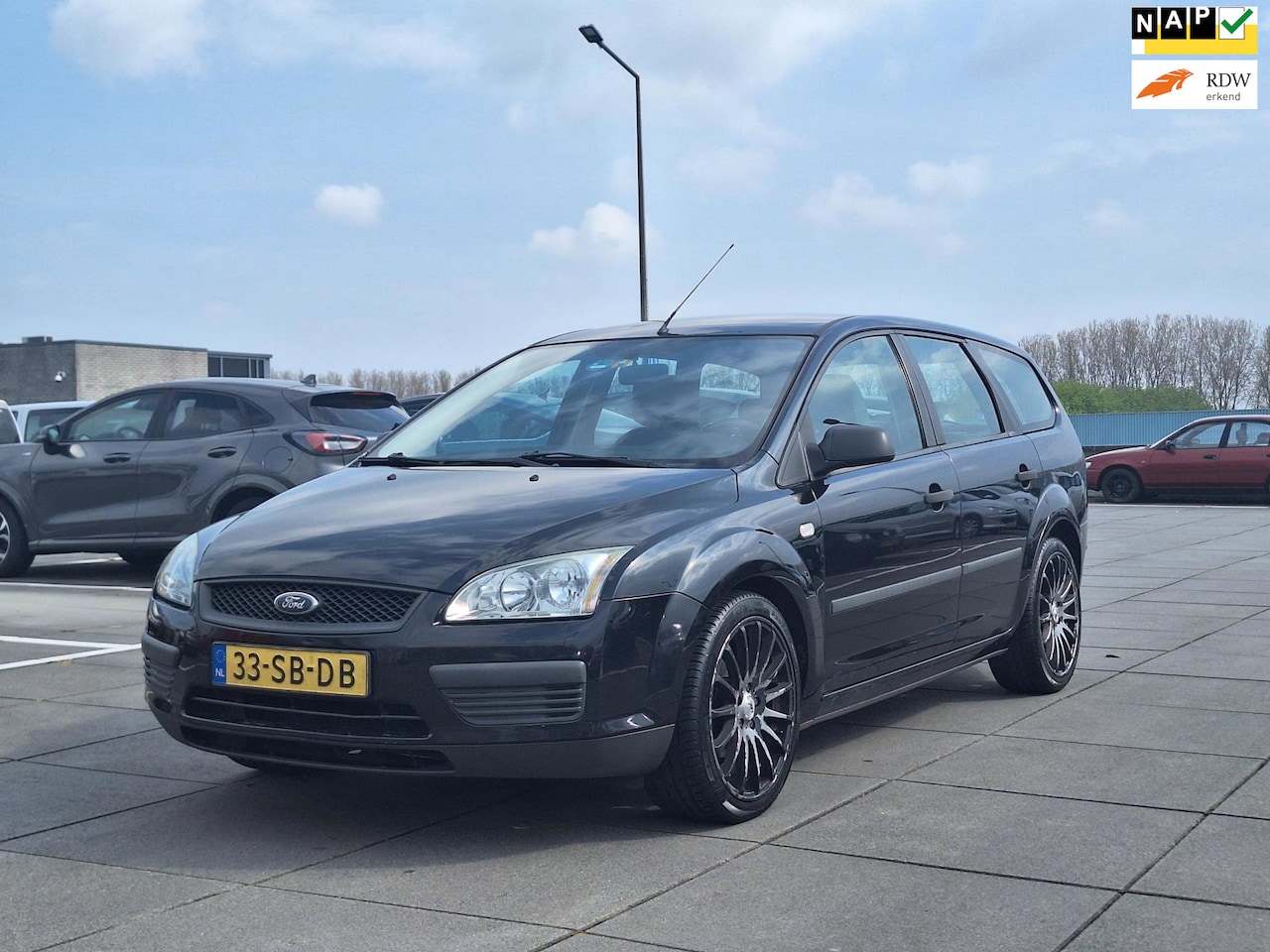 Ford Focus Wagon - €1749,-1.6-16V Champion Airco Cruise Nap - AutoWereld.nl