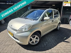 Daihatsu Sirion 2 - 1.0-12V Trend | 12MND GARANTIE | AIRCO | ELEC RAMEN | LMV