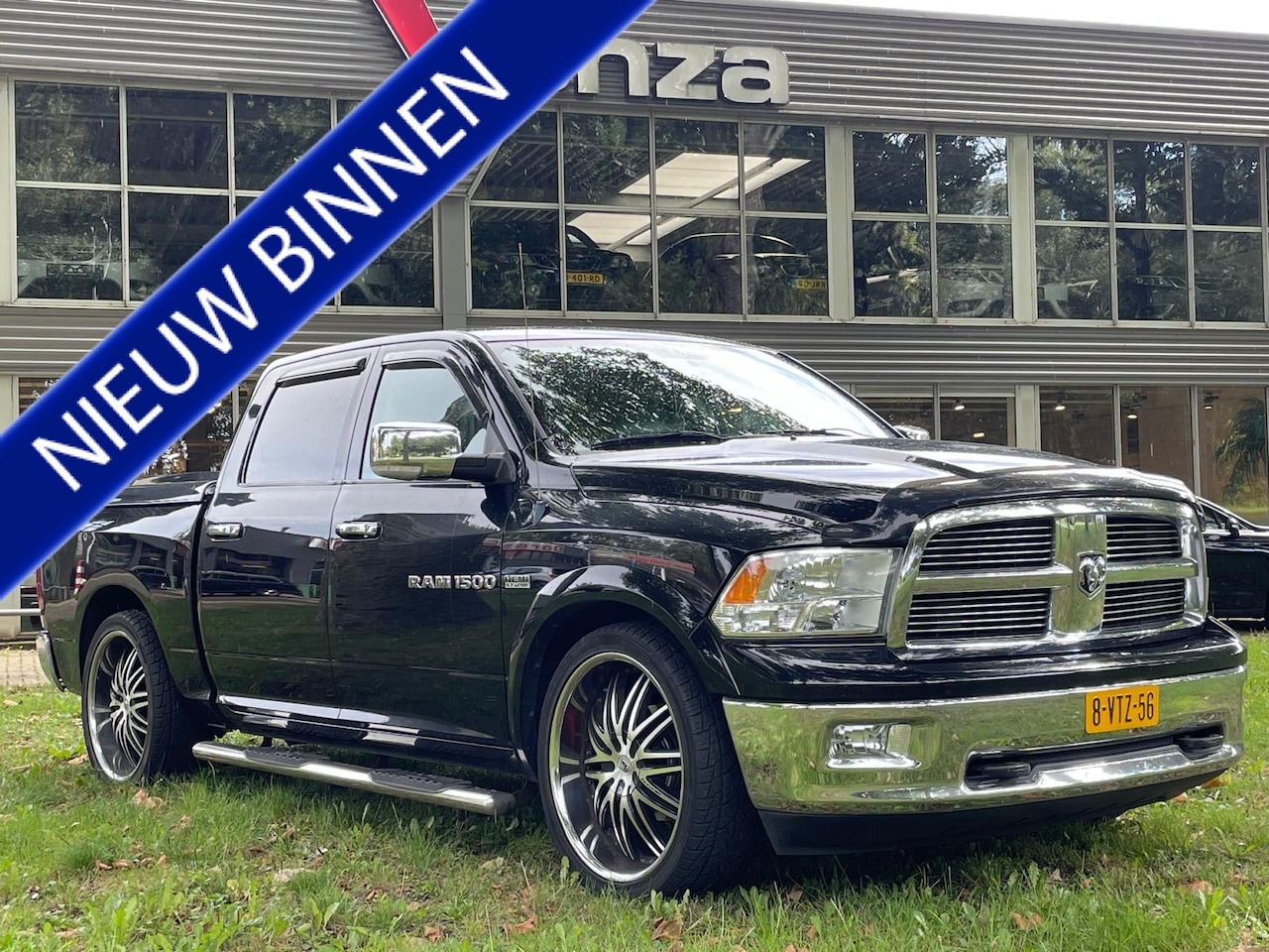 Dodge Ram 1500 - 5.7 V8 Laramie NL-AUTO - AutoWereld.nl