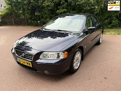 Volvo S60 - 2.4 Edition II / Airco / NAP / PDC / Apk / cruisecontrol /