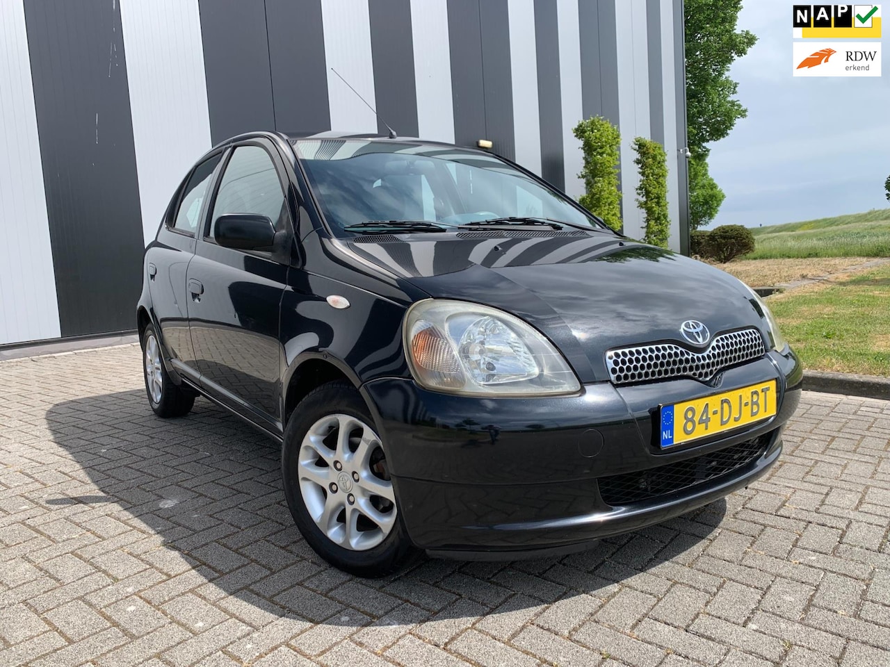 Toyota Yaris - 1.0-16V VVT-i Sol 1e EIgenaar-Lage KM-Nw Apk-Airco-ElekPakket-2 Sleutels - AutoWereld.nl