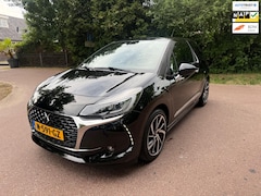 DS 3 - 3 1.2 PureTech Sport Chic / Navi / Camera / Xenon / leder / PDC / led /