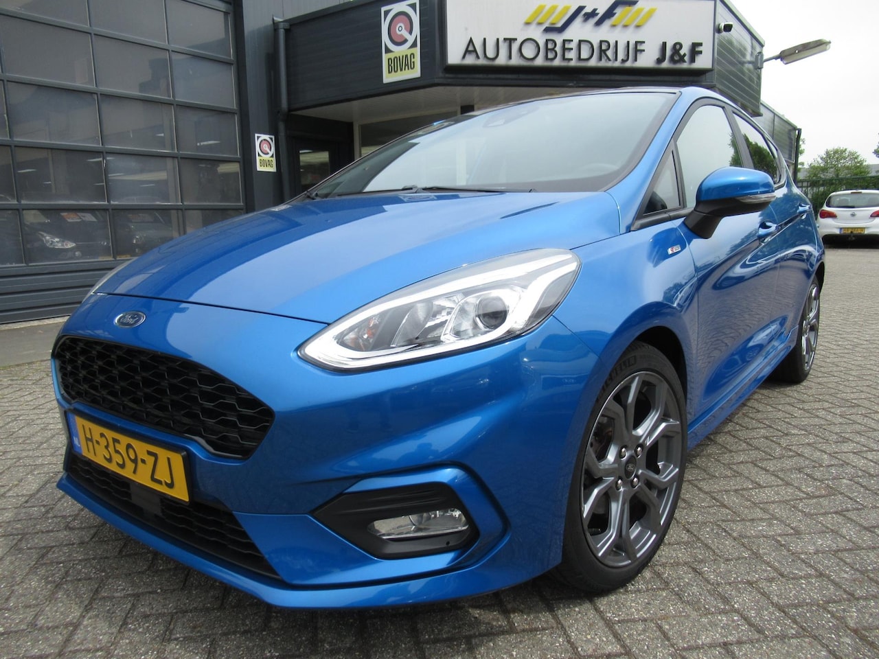Ford Fiesta - 1.0 EcoBoost ST-Line / 1e Eigenaar / NAV / PDC / Stoelverw. / Stuurverw. - AutoWereld.nl