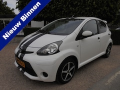 Toyota Aygo - 1.0 VVT-i Comfort *30.000 org.km. NAP*NL-AUTO*AIRCO