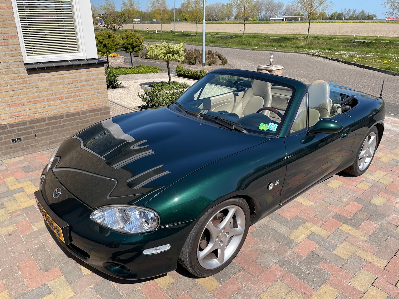 Mazda MX-5 - 1.8 SVT Touring Uitvoering Memories II - AutoWereld.nl